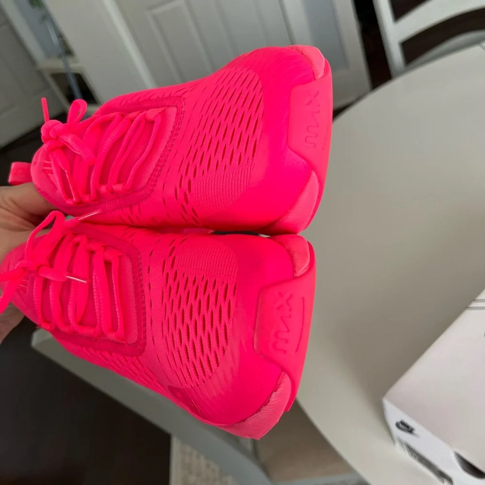 🔥 NIKE | 10 | W Air Max 270 (HYPER PINK) - Picture 8 of 16